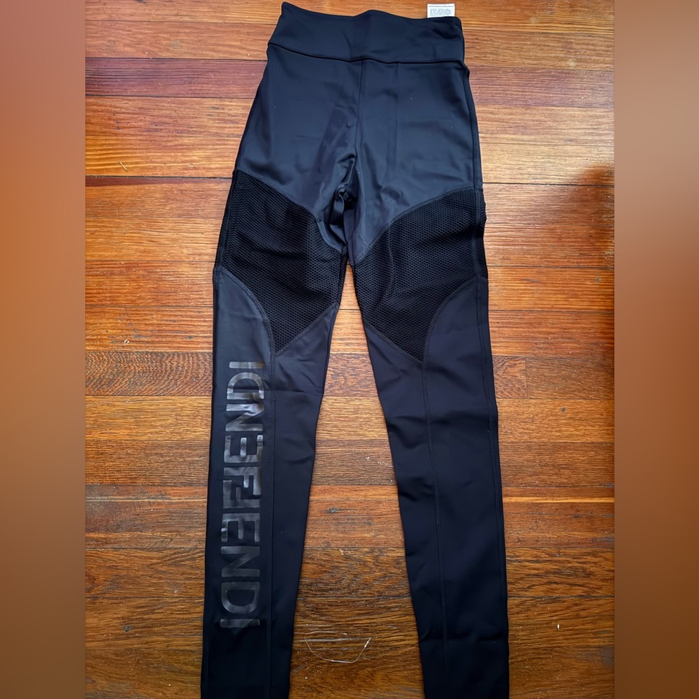 NWT Authentic FENDI black logo leggings size small